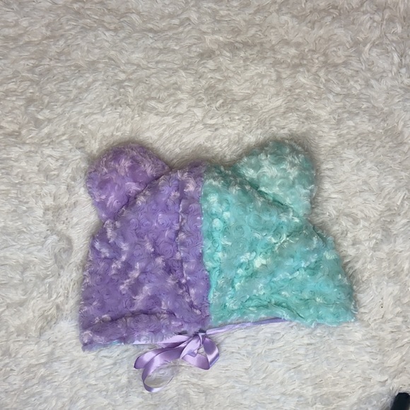 Purple and Blue Bear Tie Hat - Picture 4 of 4